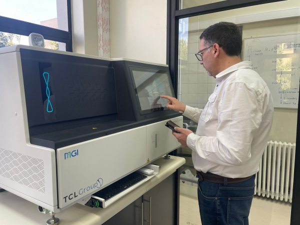 Actualmente, existe un proyecto para que el Laboratorio de Diagnóstico Molecular pase a ser clínico y, de esta formar, procesar muestra provenientes de recintos de salud pública y privada. 